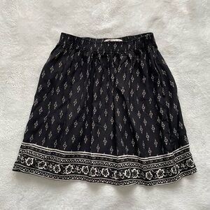 Hollister Black and Cream Mini Skirt